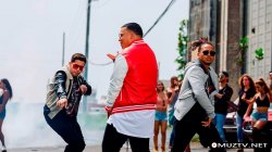 De La Ghetto Ft. Daddy Yankee Y Ozuna - La Formula (Official Clip)